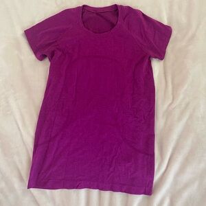 NWOT LULULEMON SWIFTLY SHIRT SIZE 6!